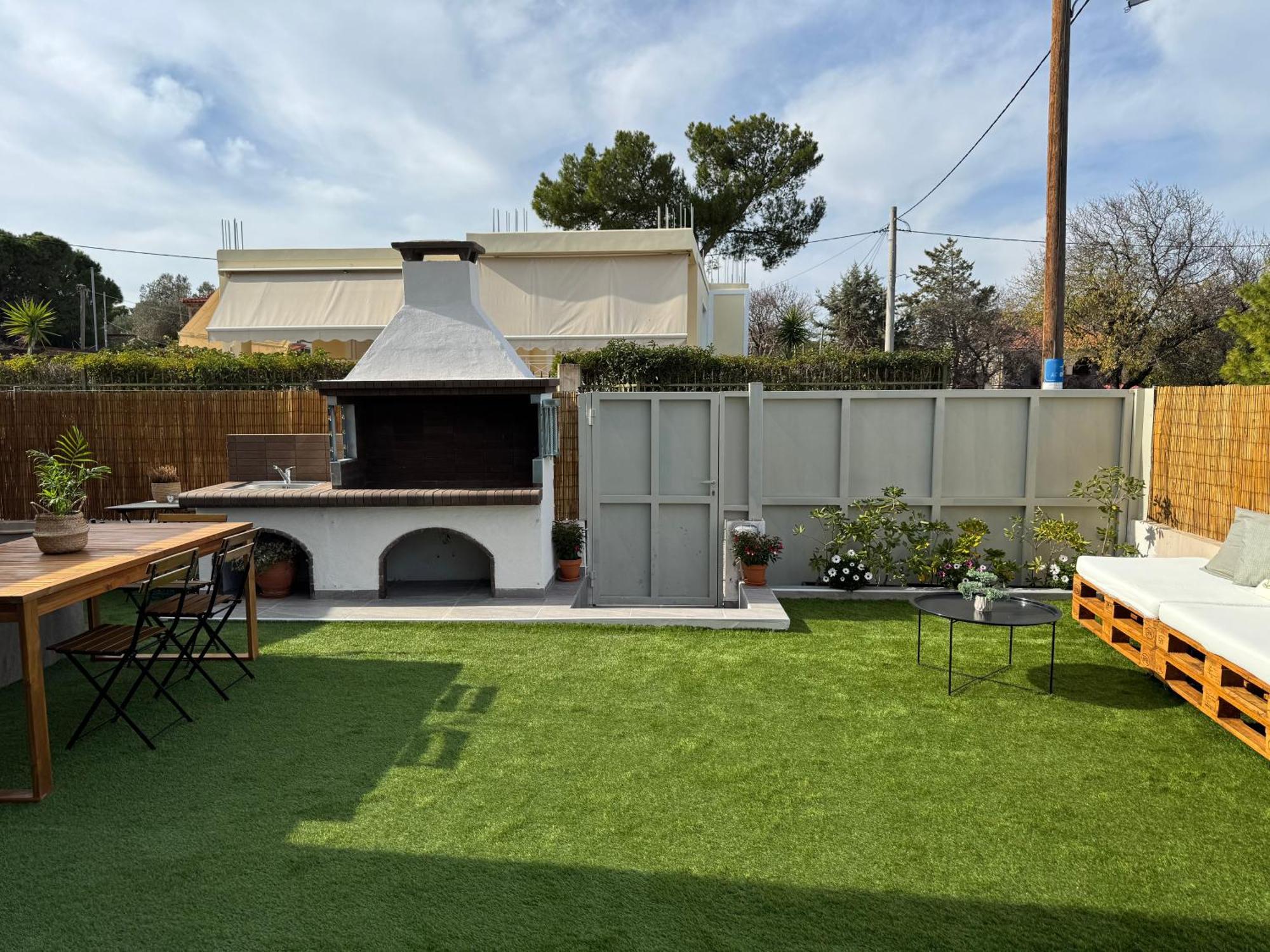 Philia Apartment Artemida  Exterior photo